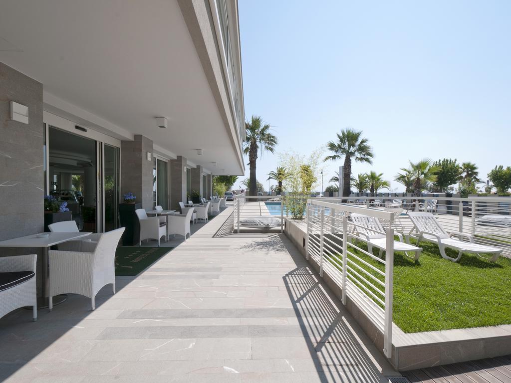 Hotel Eden Alba Adriatica Extérieur photo