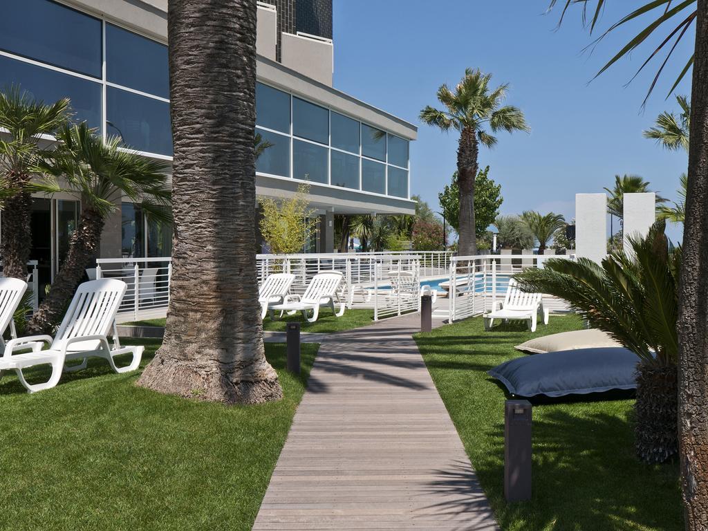Hotel Eden Alba Adriatica Extérieur photo